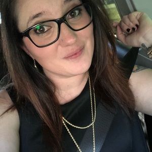 Meet your Posher, Veronica